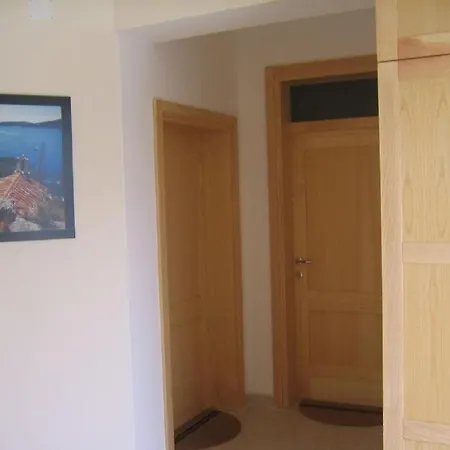 Apartment Galeb *