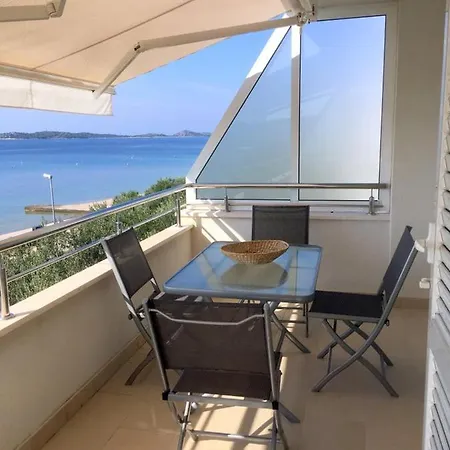 Apartment Galeb *