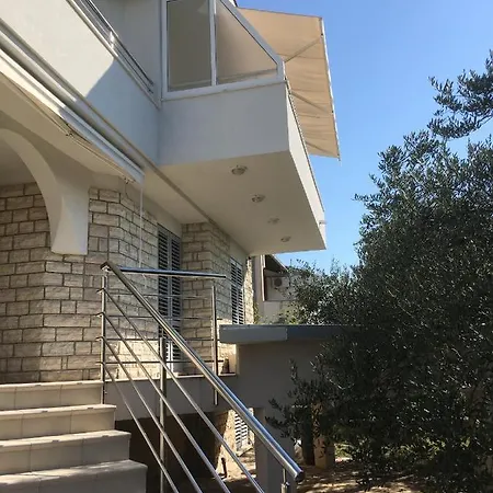 Galeb Apartman *