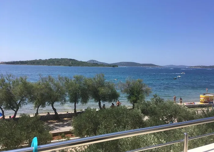 アパート Galeb ヴォディツェ